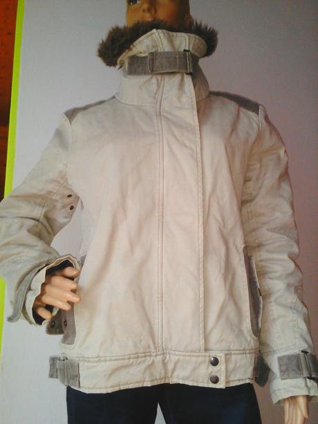 Zimná bunda s kožušinovým golierom, l