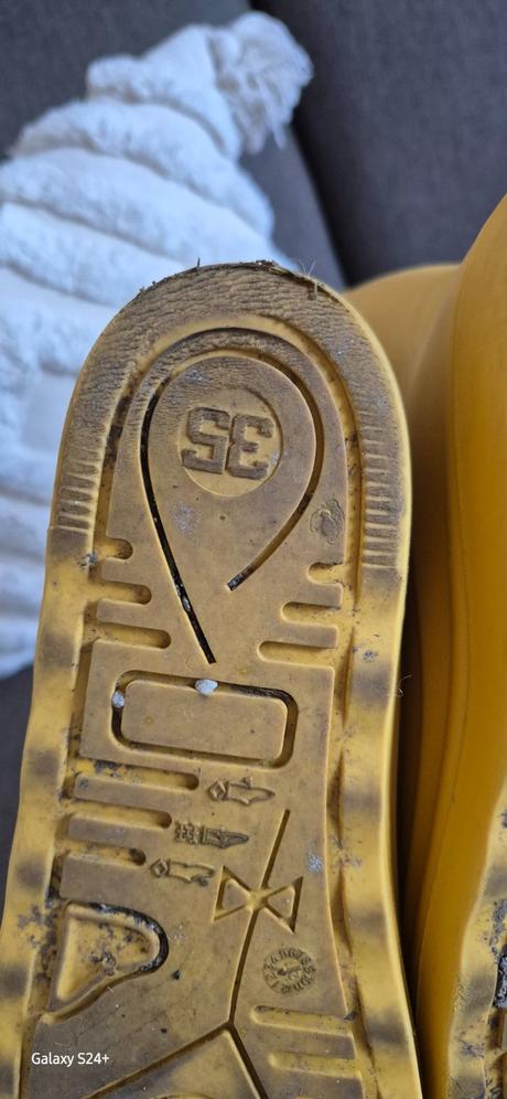 Gumaky en fant, en fant,35