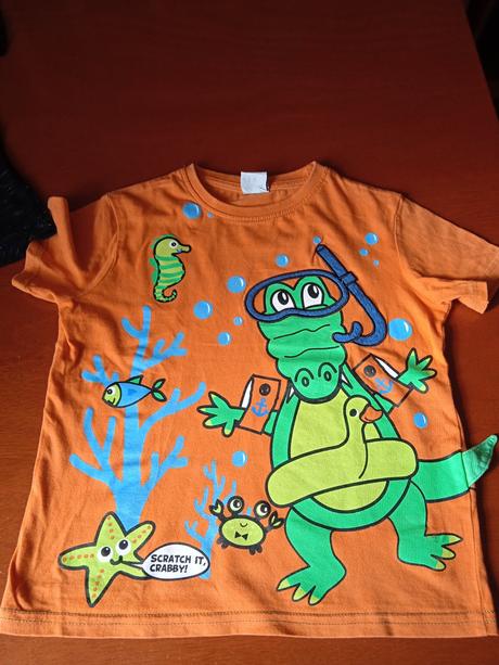 Tričko 104/110, lupilu,104