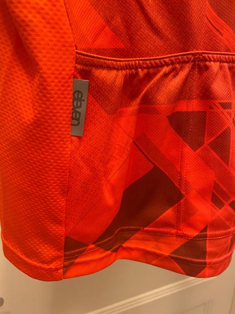 Dámsky cyklistický dres eleven, 42