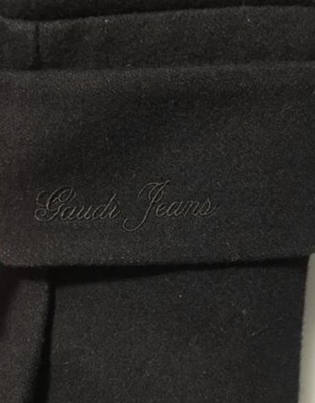 Kabat gaudi, gaudi,38