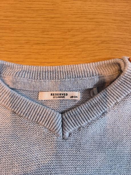 Sveter, reserved,68