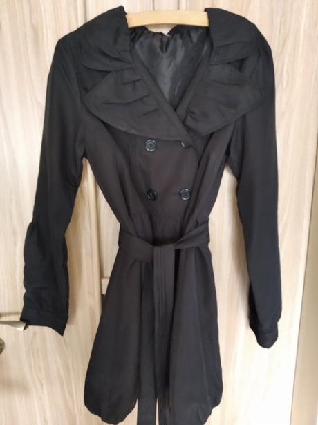 Tenší plášť, 36