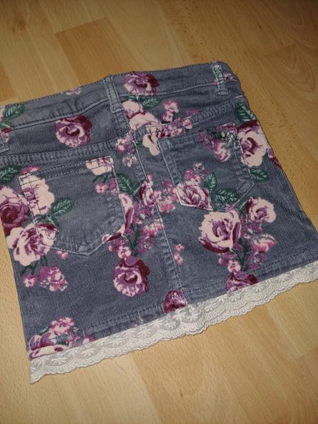 Menžestrova sukňa, h&m,98