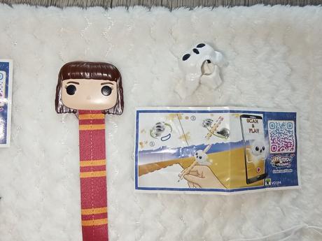 Harry potter kinder surprise s papierikmi,