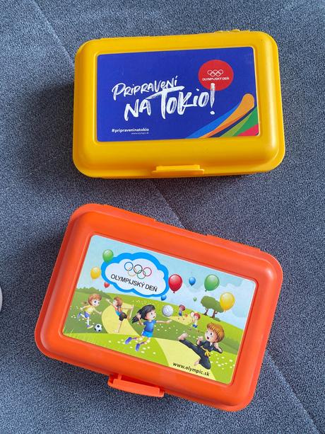 Dózy na potraviny alebo hračky,