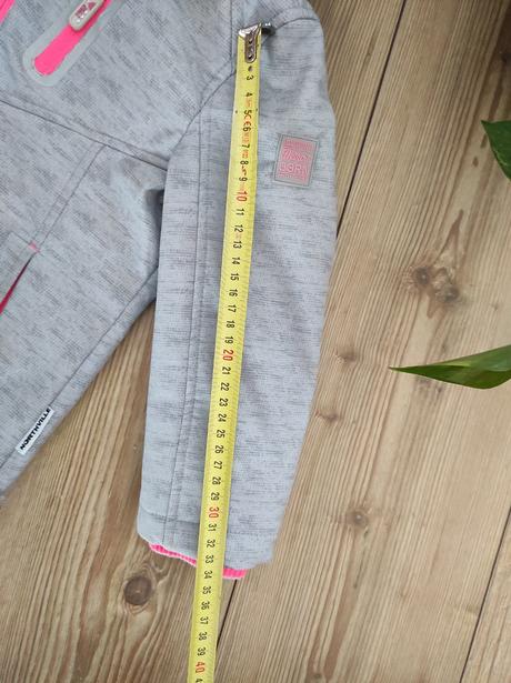 Teplejšia jarná/jesenná bunda, c&a,104