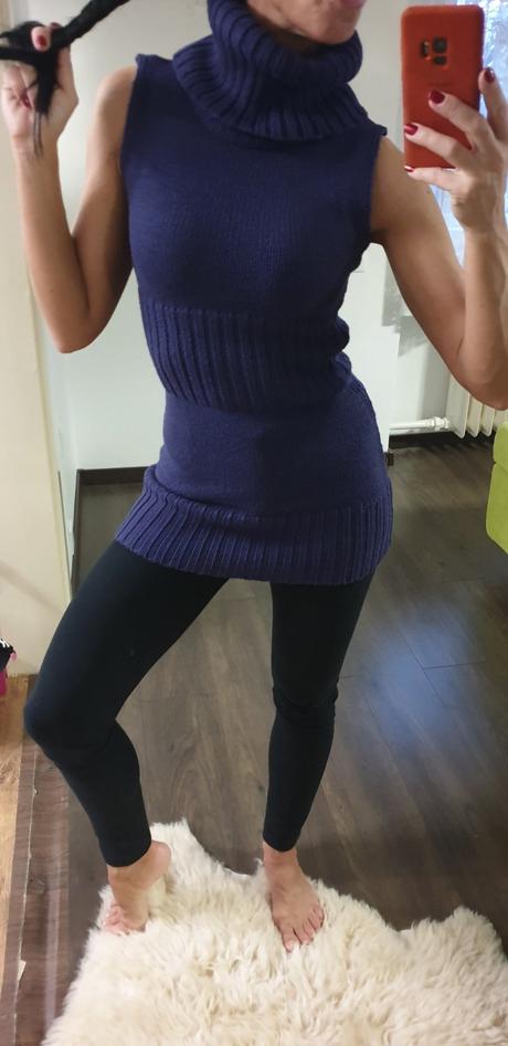 Tmavofialovy predlzeny sveter/satocky, s