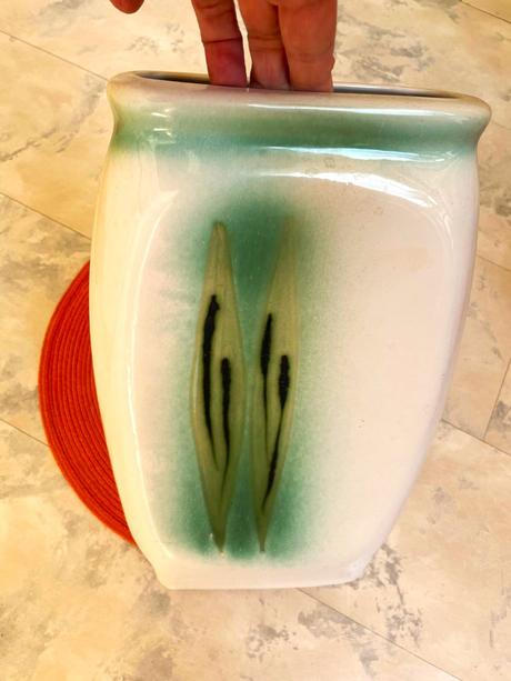 Stará veľká váza, 