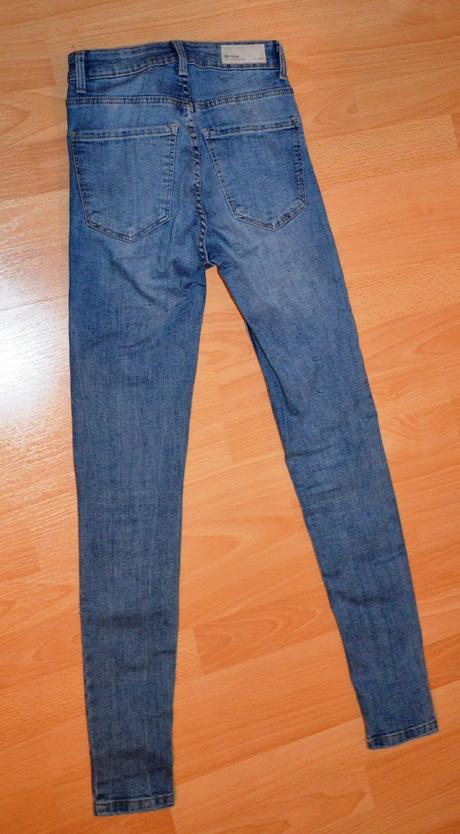 Znackove slimky, 152