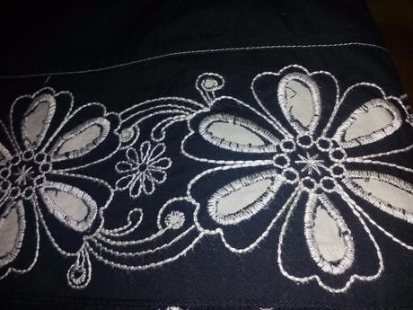 Sukna s vysivkou, promod,38