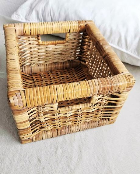Pevný prútený košík, prírodný vzhľad, 1ks,