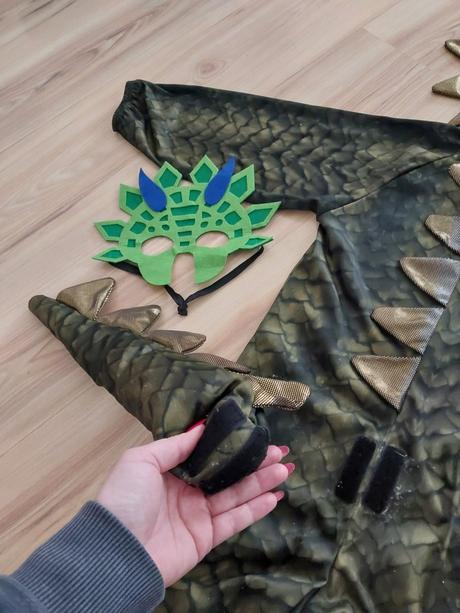 Karnevalových kostým drak / dinosaurus / krokodíl, 