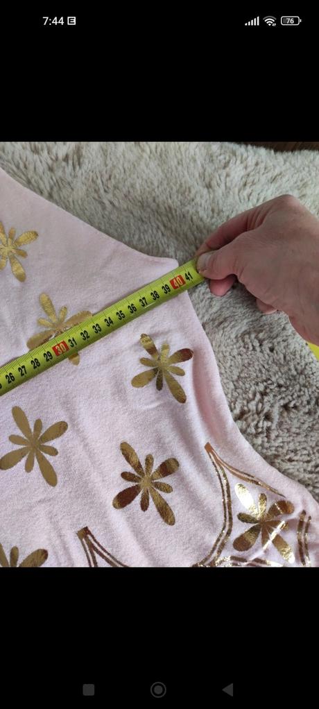 Dámske svetrikove tieklo, 