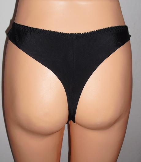 Luxusne tangaciky, m