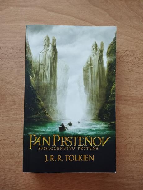 Pán prsteňov spoločenstvo prsteňa j. r. r. tolkien, 