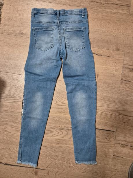 Rifle s trblietkami, 134