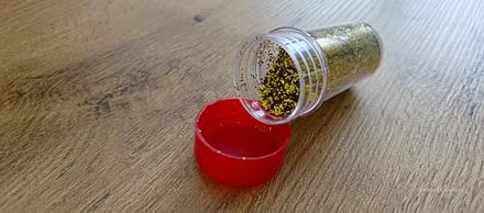 Brokátové flitre - 20 gramov - zlaté, 