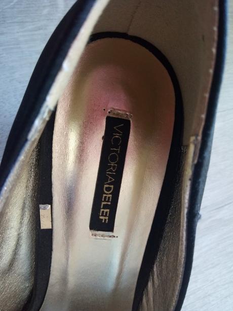 2x obuté lodičky zn. victoria delef, 38