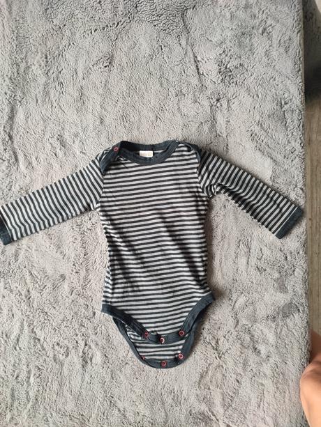 Čierne pásikavé body, lindex,74