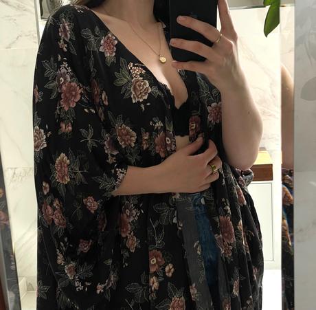 Čierne kimono s kvetinovým vzorom  forever 21, m