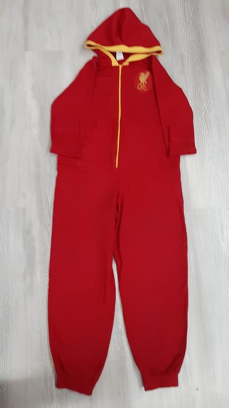Overal liverpool vel.11-12 rokov, 152