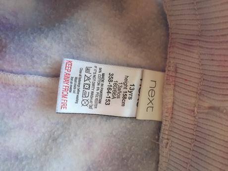 Na požiadanie pridám k nákupu nad 10eur, lindex,152
