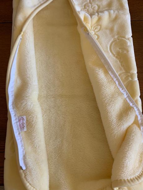 Španielska deka/vak s motívom macíkov a kvetov,