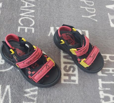 Sandálky queen, disney,22