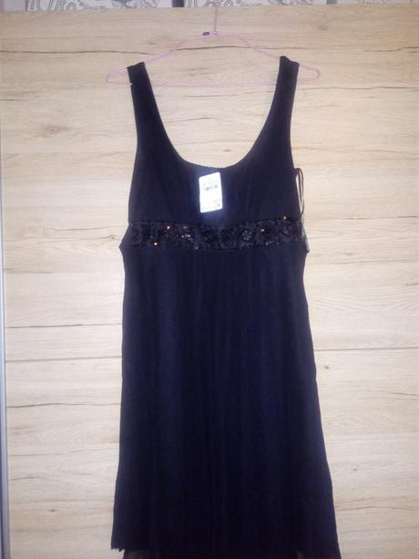 Koktejlove šaty, c&a,36