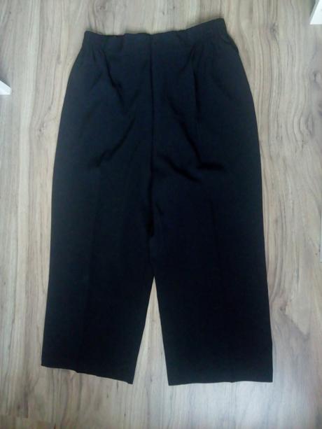 Nohavice trojštvrťové, m