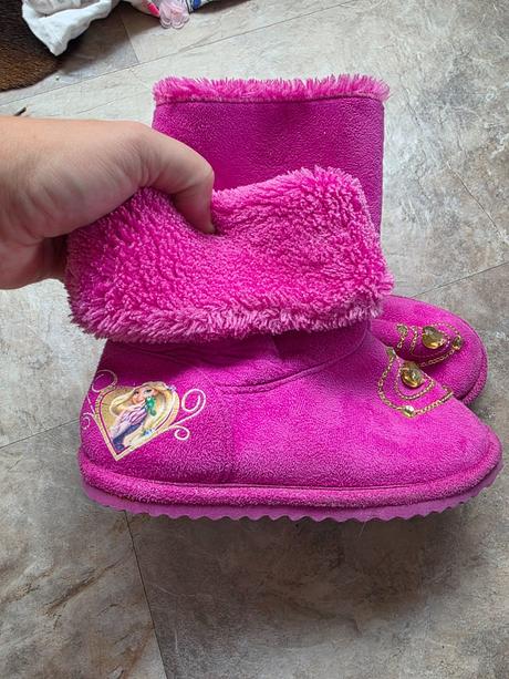 Valenky rapunzel, 28