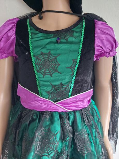 Čarodejnica exkluzívny komplet kostým veľ.122,