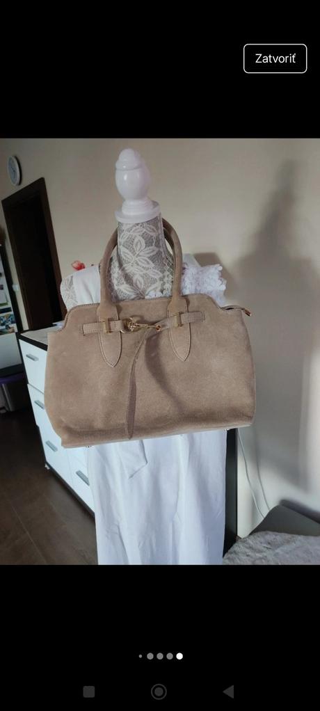 Dámska kožená kabelka, 