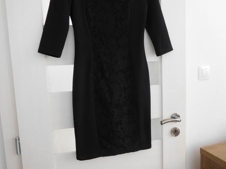 Čierne dámske šaty s čipkou stredom, pružné-36, 36