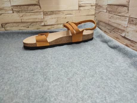 Jasný 43 - celokožené hnedé sandále, 43