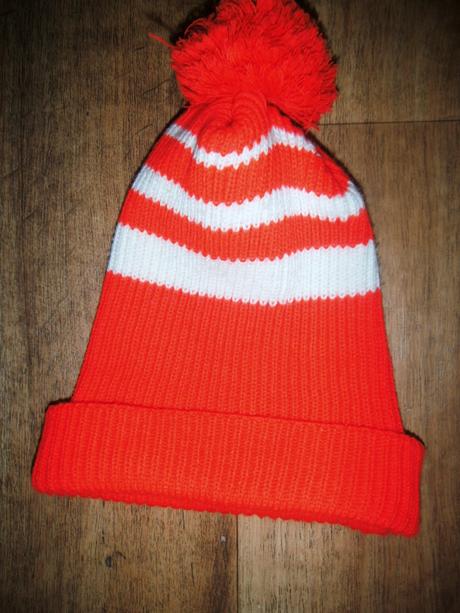 Čapka - čierveno biela, m