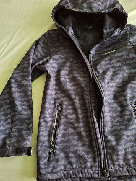 Softschellova bunda, lewro,140