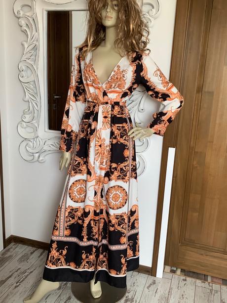 Luxusne saticky moda internationale, s