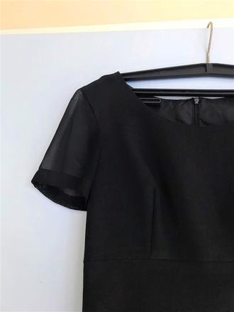 Zaujímavé šaty, s