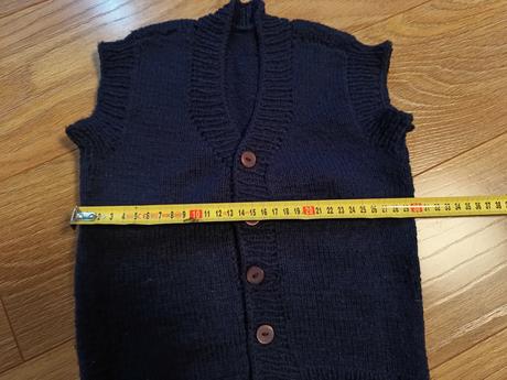 Strikovana vesta do 7 rokov, 128