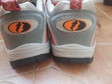 Sportove turist. tenisky 12e, 35