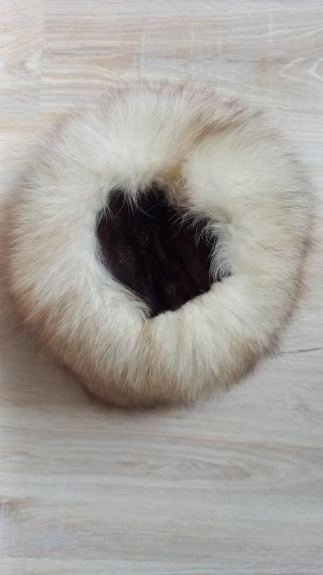 Ciapka zo striebornej - polarnej lisky, m