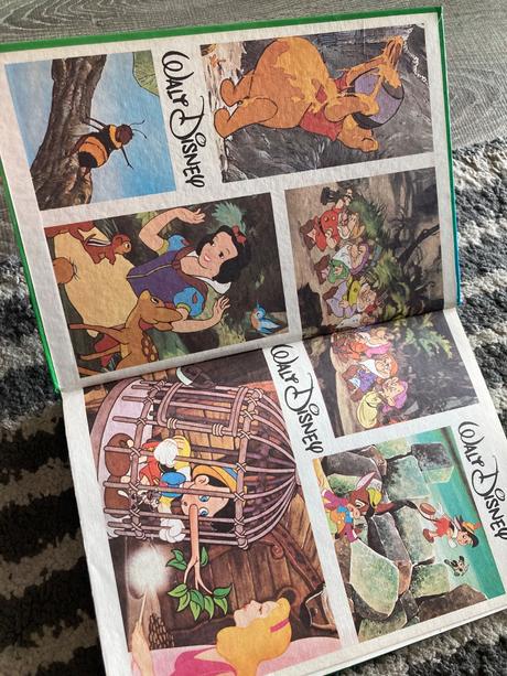 Medvídek pú pinocchio sněhurka walt disney (1991), 