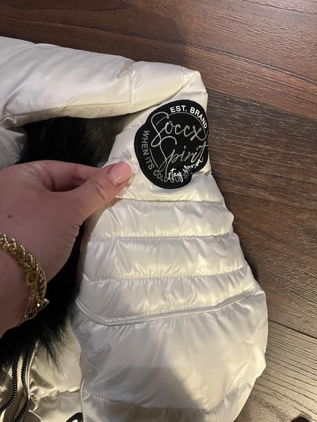 Bunda na zimu nenosena, m