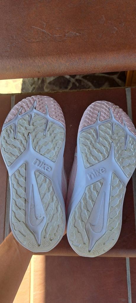 Tenisky, nike,33