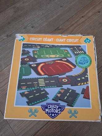 Velke puzzle draha, 