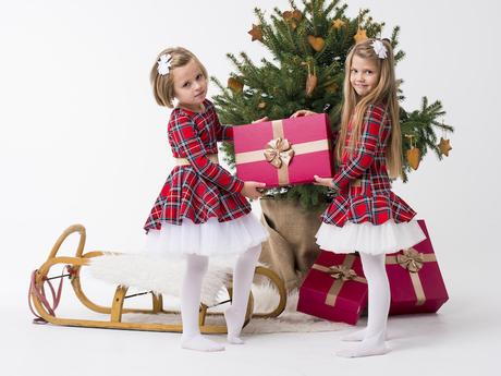 Krásne kárované šaty značky zuppa, pc 45 eur, 146