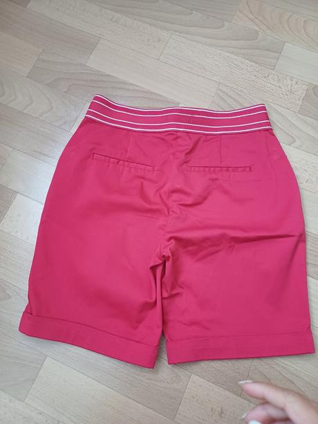 Šortky, reserved,34