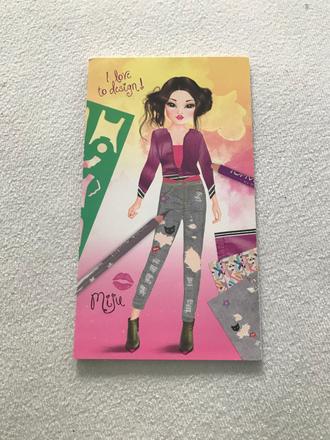 Bloček na kreslenie oblečenia dievčat,